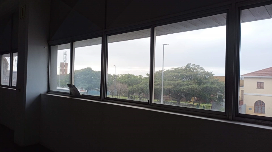 To Let commercial Property for Rent in Salt River Western Cape